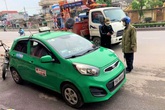 Hải Phòng: Bất chấp lệnh cấm, nhiều xe taxi vẫn hoạt động trong dịch COVID-19 Hải Phòng: Bất chấp lệnh cấm, nhiều xe taxi vẫn hoạt động trong dịch COVID-19