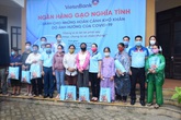 VietinBank triển khai "Ngân hàng gạo nghĩa tình" hỗ trợ người dân bị ảnh hưởng bởi dịch Covid-19 VietinBank triển khai "Ngân hàng gạo nghĩa tình" hỗ trợ người dân bị ảnh hưởng bởi dịch Covid-19