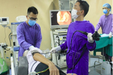 Bất ngờ phát hiện ung thư thực quản chỉ vì... nghẹn miếng thịt ngan Bất ngờ phát hiện ung thư thực quản chỉ vì... nghẹn miếng thịt ngan