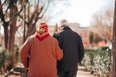 Cụ bà cứu sống cụ ông bằng một nụ hôn và bí quyết để có tình yêu viên mãn đến tận lúc chết Cụ bà cứu sống cụ ông bằng một nụ hôn và bí quyết để có tình yêu viên mãn đến tận lúc chết