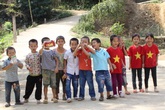 Những vấn đề cần nghiên cứu khi chuyển chính sách sang Dân số và Phát triển Những vấn đề cần nghiên cứu khi chuyển chính sách sang Dân số và Phát triển