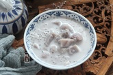 Ngậy thơm, ngọt lịm món chè khoai môn bột báng trong ngày nóng Ngậy thơm, ngọt lịm món chè khoai môn bột báng trong ngày nóng