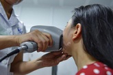 Lần đầu tiên ghép tế bào tự thân chữa lành cho bệnh nhân bạch biến Lần đầu tiên ghép tế bào tự thân chữa lành cho bệnh nhân bạch biến