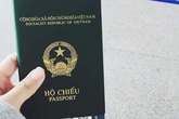 Tin vui: Từ ngày mai, người dân không phải về quê để làm hộ chiếu Tin vui: Từ ngày mai, người dân không phải về quê để làm hộ chiếu