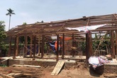 Đi săn' nhà gỗ cho đại gia, rủng rỉnh đút túi cả trăm triệu mỗi tháng Đi săn' nhà gỗ cho đại gia, rủng rỉnh đút túi cả trăm triệu mỗi tháng