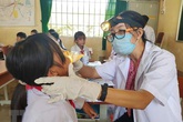 Bé trai 13 tuổi bị bạch hầu tử vong vì gặp biến chứng cực kỳ nguy hiểm Bé trai 13 tuổi bị bạch hầu tử vong vì gặp biến chứng cực kỳ nguy hiểm