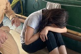 Hà Nội: Cứu cô gái trẻ gieo mình xuống sông Hồng tự tử Hà Nội: Cứu cô gái trẻ gieo mình xuống sông Hồng tự tử