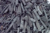 Đặt than củi vào lò vi sóng, điều kỳ diệu xảy ra sau vài ngày sẽ khiến bạn hối hận vì không làm điều này sớm hơn Đặt than củi vào lò vi sóng, điều kỳ diệu xảy ra sau vài ngày sẽ khiến bạn hối hận vì không làm điều này sớm hơn