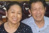 Tình yêu của người chồng 15 năm gội đầu cho vợ Tình yêu của người chồng 15 năm gội đầu cho vợ