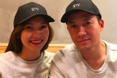 Vợ chồng Tiến Đạt cùng phản ứng "gắt" trước hành động "đào lại chuyện cũ" của Trấn Thành và Hari Won Vợ chồng Tiến Đạt cùng phản ứng "gắt" trước hành động "đào lại chuyện cũ" của Trấn Thành và Hari Won