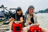 8X Phú Yên có bầu với trai Tây, khám thai hết 2-3 triệu/lần, đi đẻ tốn 70 triệu đồng 8X Phú Yên có bầu với trai Tây, khám thai hết 2-3 triệu/lần, đi đẻ tốn 70 triệu đồng