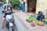 Người dân khu phố Hạnh Phúc đổi thói quen sinh hoạt vì có ca dương tính khi tới Hàn Quốc Người dân khu phố Hạnh Phúc đổi thói quen sinh hoạt vì có ca dương tính khi tới Hàn Quốc