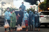 Nụ cười và tình người nơi tâm dịch Nụ cười và tình người nơi tâm dịch