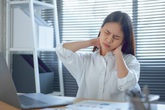 Vôi hóa xương khớp đang dần trẻ hóa Vôi hóa xương khớp đang dần trẻ hóa