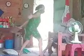Vụ con gái bạo hành, đổ chất bẩn lên người mẹ già: “Chữ hiếu” thời nay khó vậy sao? Vụ con gái bạo hành, đổ chất bẩn lên người mẹ già: “Chữ hiếu” thời nay khó vậy sao?