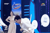 Trấn Thành quát lớn Hari Won trên sóng truyền hình: "Mày bị điên hả?" Trấn Thành quát lớn Hari Won trên sóng truyền hình: "Mày bị điên hả?"