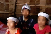 Ba đứa trẻ mồ côi trước ngày tựu trường Ba đứa trẻ mồ côi trước ngày tựu trường