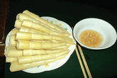 Ù tai, nôn ói, đau đầu, hôn mê vì ăn măng tươi, chuyên gia bày cách khử độc tố trong măng Ù tai, nôn ói, đau đầu, hôn mê vì ăn măng tươi, chuyên gia bày cách khử độc tố trong măng