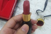 Sau chuyến công tác, một đồ vật trong nhà tắm biến mất khiến vợ lật tẩy được bí mật “mờ ám” của chồng, cái cách cô “đáp trả” mới cao tay đến ngỡ ngàng Sau chuyến công tác, một đồ vật trong nhà tắm biến mất khiến vợ lật tẩy được bí mật “mờ ám” của chồng, cái cách cô “đáp trả” mới cao tay đến ngỡ ngàng