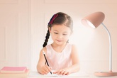 Tân binh LED SunLike khuấy động thị trường đèn bàn tốt cho thị lực Tân binh LED SunLike khuấy động thị trường đèn bàn tốt cho thị lực