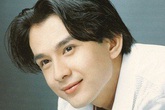 Đan Trường kể chuyện bị fan cuồng “chặn xe, nằng nặc đòi cưới” Đan Trường kể chuyện bị fan cuồng “chặn xe, nằng nặc đòi cưới”