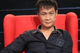 Lê Hoàng khiến khán giả ngỡ ngàng khi vô tư kể: "Khổ thân Quyền Linh lắm, không có tiền trả cả ly cà phê..." Lê Hoàng khiến khán giả ngỡ ngàng khi vô tư kể: "Khổ thân Quyền Linh lắm, không có tiền trả cả ly cà phê..."