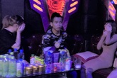 18 người mở tiệc ma túy trong quán karaoke 18 người mở tiệc ma túy trong quán karaoke