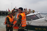 Cứu hộ thành công 3 ngư dân gặp nạn trên biển Quảng Bình Cứu hộ thành công 3 ngư dân gặp nạn trên biển Quảng Bình
