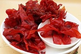Nhiều loại mứt Tết lạ xuất hiện trên thị trường nhưng khách hàng vẫn "ngại mua" Nhiều loại mứt Tết lạ xuất hiện trên thị trường nhưng khách hàng vẫn "ngại mua"
