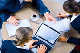 5 cách quản lý hiệu suất làm việc của nhân viên từ xa 5 cách quản lý hiệu suất làm việc của nhân viên từ xa