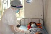 Ca dương tính SARS-CoV-2 thứ 14 mới nhất ở Hà Nội là nữ nhân viên cắt tóc gội đầu Ca dương tính SARS-CoV-2 thứ 14 mới nhất ở Hà Nội là nữ nhân viên cắt tóc gội đầu