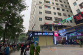 Hà Nội: Rơi từ tầng cao xuống chân tòa chung cư HH Linh Đàm, nam thanh niên tử vong tại chỗ Hà Nội: Rơi từ tầng cao xuống chân tòa chung cư HH Linh Đàm, nam thanh niên tử vong tại chỗ