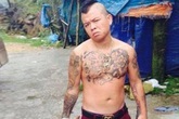 Bắt được đối tượng bắn vào xe ô tô của "thánh chửi" Dương Minh Tuyền Bắt được đối tượng bắn vào xe ô tô của "thánh chửi" Dương Minh Tuyền