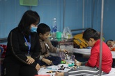 Người già, trẻ nhỏ nhập viện vì thời tiết lạnh giá và khuyến cáo của bác sỹ Người già, trẻ nhỏ nhập viện vì thời tiết lạnh giá và khuyến cáo của bác sỹ