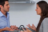 Phải làm gì khi gia đình thành “sàn đấu”? Phải làm gì khi gia đình thành “sàn đấu”?