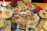Món ngon ngày Tết nhiều người thích dễ gây tắc ruột khi ăn không đúng cách Món ngon ngày Tết nhiều người thích dễ gây tắc ruột khi ăn không đúng cách