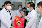 Bộ trưởng Bộ Y tế gửi thư đến cán bộ, công chức, viên chức và người lao động ngành y tế nhân Ngày Thầy thuốc Việt Nam Bộ trưởng Bộ Y tế gửi thư đến cán bộ, công chức, viên chức và người lao động ngành y tế nhân Ngày Thầy thuốc Việt Nam