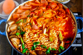 3 bước làm mì cay Hàn Quốc cực ngon cực dễ 3 bước làm mì cay Hàn Quốc cực ngon cực dễ