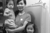Đẻ rơi con nặng 4,3 kg trên ô tô đang chạy! Đẻ rơi con nặng 4,3 kg trên ô tô đang chạy!