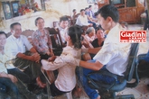 "Thần y" được mẹ ruột "nâng tầm" thành nhà ngoại cảm "Thần y" được mẹ ruột "nâng tầm" thành nhà ngoại cảm
