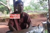Giọt nước mắt cay đắng của người cha vô tình biến thành “hổ dữ” vì đứa con bất trị Giọt nước mắt cay đắng của người cha vô tình biến thành “hổ dữ” vì đứa con bất trị