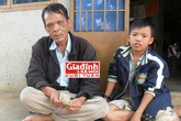 "Vạch mặt" lang y chữa bệnh tận bên Tây bằng sóng điện thoại "Vạch mặt" lang y chữa bệnh tận bên Tây bằng sóng điện thoại