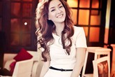 Mới lạ với phong cách thời trang công sở của Đinh Hương Mới lạ với phong cách thời trang công sở của Đinh Hương