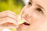 Tăng cân vì nhai kẹo cao su Tăng cân vì nhai kẹo cao su