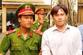 Bênh em gái, bị em rể đâm chết Bênh em gái, bị em rể đâm chết