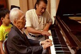 Nhạc sỹ Trần Tiến: Trái tim tôi nhỏ bé, không chứa nổi một nhân cách lớn như Đại tướng! Nhạc sỹ Trần Tiến: Trái tim tôi nhỏ bé, không chứa nổi một nhân cách lớn như Đại tướng!