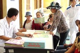 Triển khai tiếp thị xã hội các phương tiện tránh thai: Khóc, cười chuyện “cái bao” Triển khai tiếp thị xã hội các phương tiện tránh thai: Khóc, cười chuyện “cái bao”