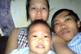 Người “nuôi mãi không lớn” và cô vợ chân dài Người “nuôi mãi không lớn” và cô vợ chân dài