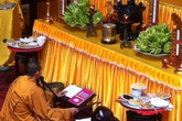 Lên chùa phóng sinh lễ Vu Lan Lên chùa phóng sinh lễ Vu Lan