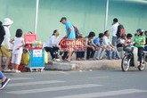 "Cái bang lưu động" mỗi tháng kiếm hàng chục triệu trên xe buýt "Cái bang lưu động" mỗi tháng kiếm hàng chục triệu trên xe buýt